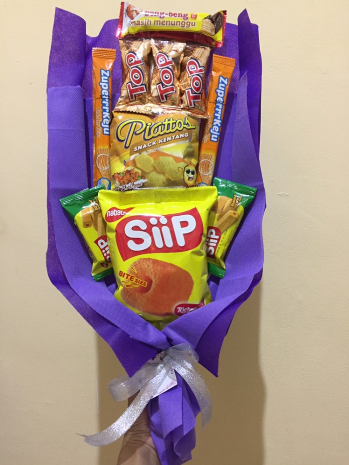 Jual Bouquet Buket Snack Ungu Kab Sidoarjo Bubiolshop Tokopedia