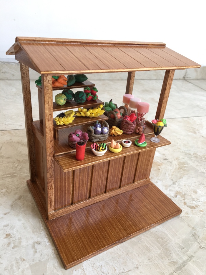 Foto Produk Miniatur clay es dan buah gerobak warung dari Lynlyn