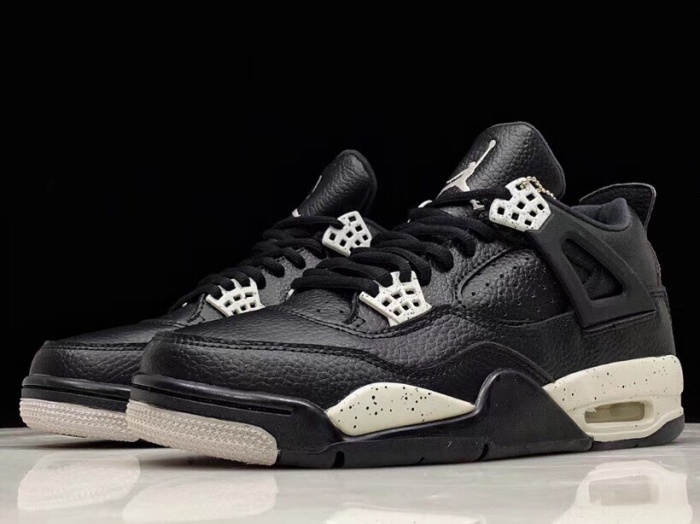 nike air jordan 4 oreo