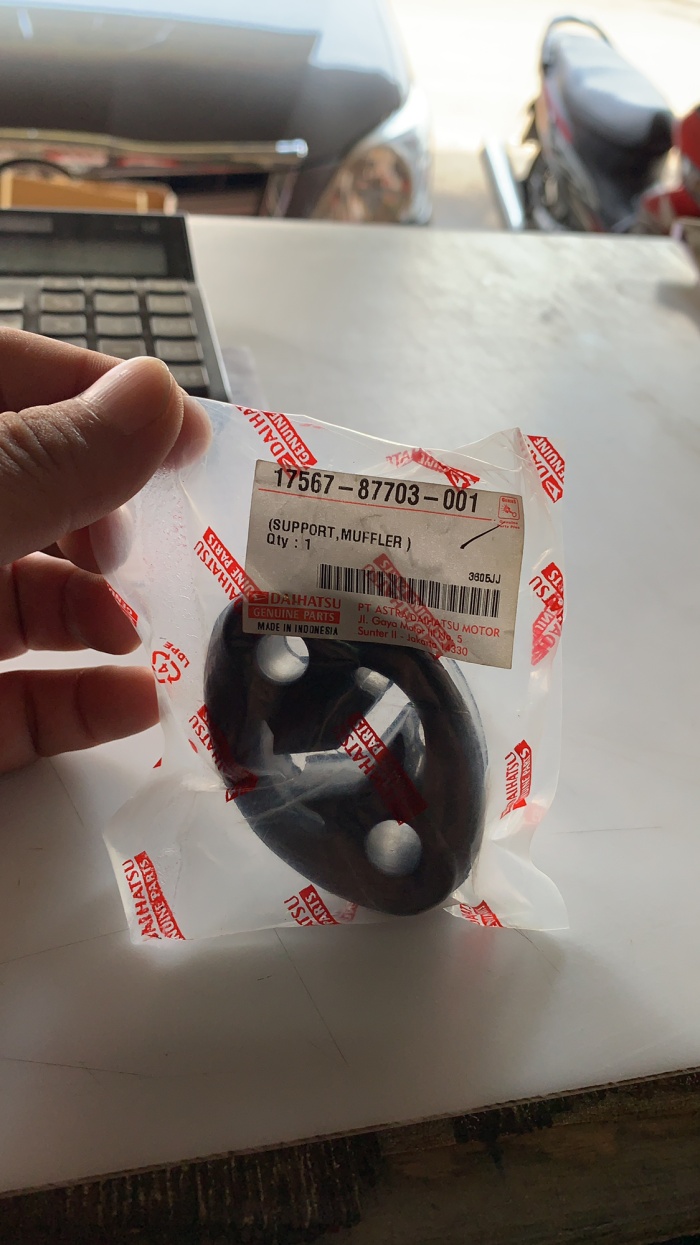 Foto Produk Karet gantungan knalpot avanza xenia terios rush gran max luxio dari era jaya motor