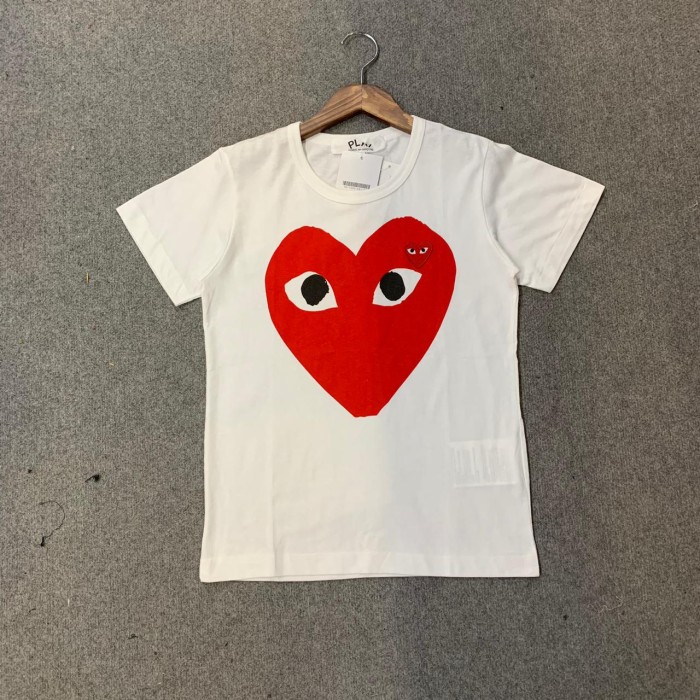 cdg broken heart