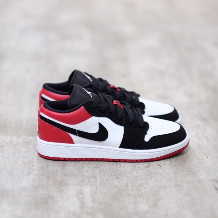 air jordan 1 low gs black toe