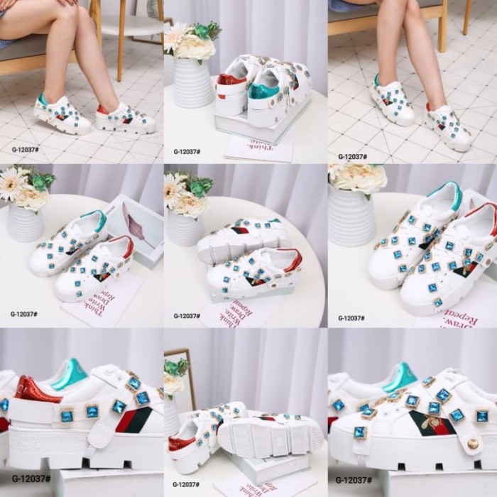 white leather sneakers womens