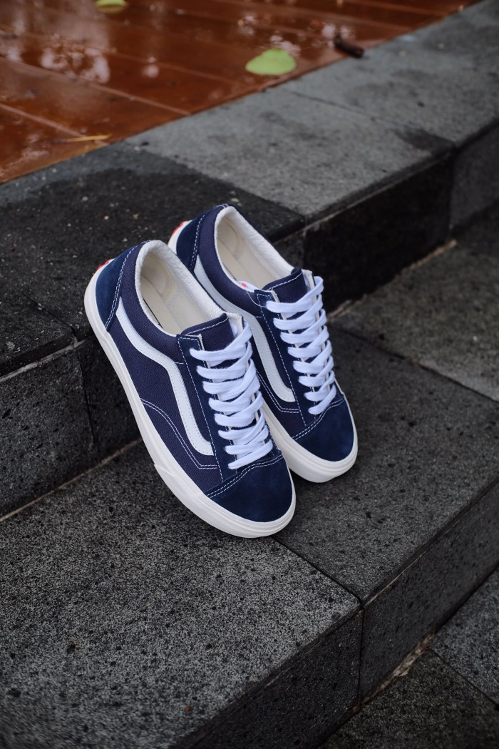 vans style 36 marshmallow navy