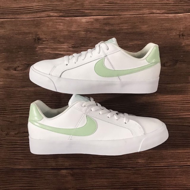 nike court royale green