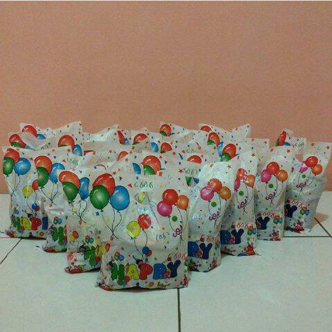jual kantong plastik snack ulang tahun kresek ultah tas plastik souvenir kellybutiq jual kantong plastik snack ulang tahun kresek ultah tas plastik souvenir kellybutiq