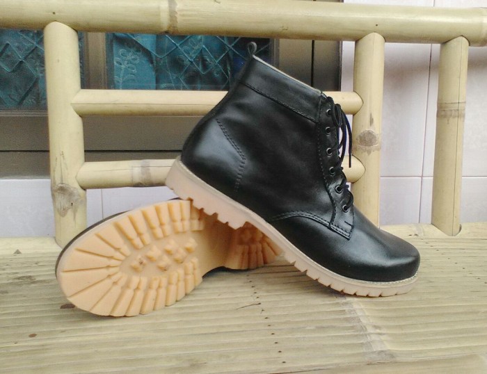 Katalog Sepatu Cibaduyut Travelbon.com Katalog Sepatu Cibaduyut Travelbon.com