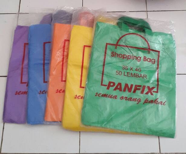 jual kantong plastik soft handle warna warni uk 35cm x 40cm mitra gemilang jual kantong plastik soft handle warna warni uk 35cm x 40cm mitra gemilang