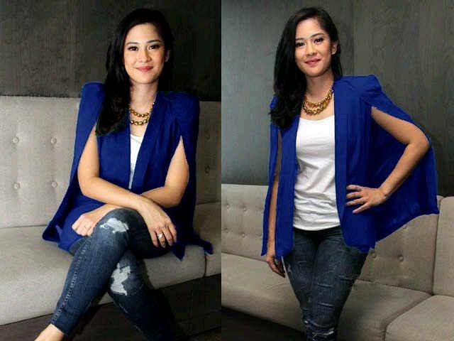 Blue cape blazer Outlet