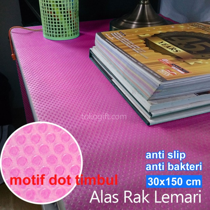 Jual karpet alas tatakan lemari dan meja polkadot pvc 