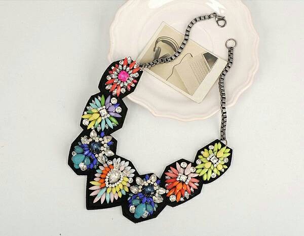 Harga Geometric Necklace Travelbon.com Harga Geometric Necklace Travelbon.com