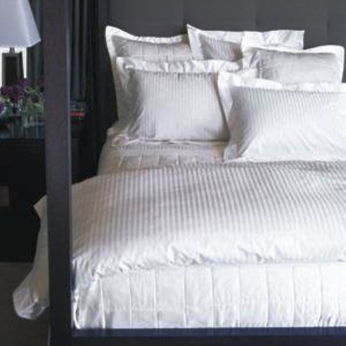 ALONA ELLENOV PUTIH GARIS SPREI WITH BED COVER KATUN PUTIH. Ellenov Sprei Katun Prada Putih garis Extra King Super (200 x 200 x 30