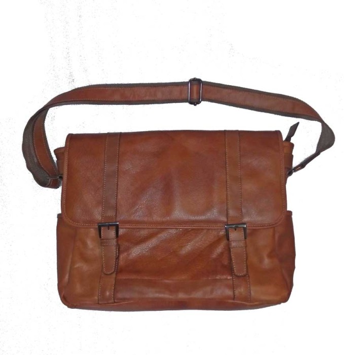 Tas Selempang Laptop Kulit Arya Warna Coklat Muda