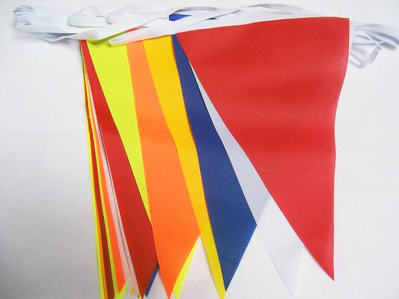 Jual Bendera Segitiga Warna Warni. Colourful Birthday 