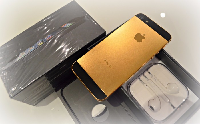 Apple iPhone 5 64GB Hitam Apple iPhone 5 64GB Hitam image
