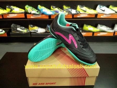Jual Sepatu Futsal Specs Cyanide Veneno Black Beat jual sepatu futsal specs cyanide veneno black beat