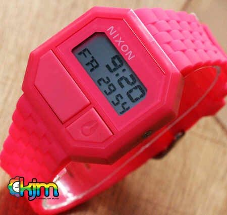 nixon re run pink