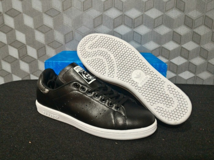 Jual Sepatu Running Adidas Stan Smith Black Snake Skin Style Casual Basketballarea Id jual sepatu running adidas stan smith black snake skin style casual basketballarea id
