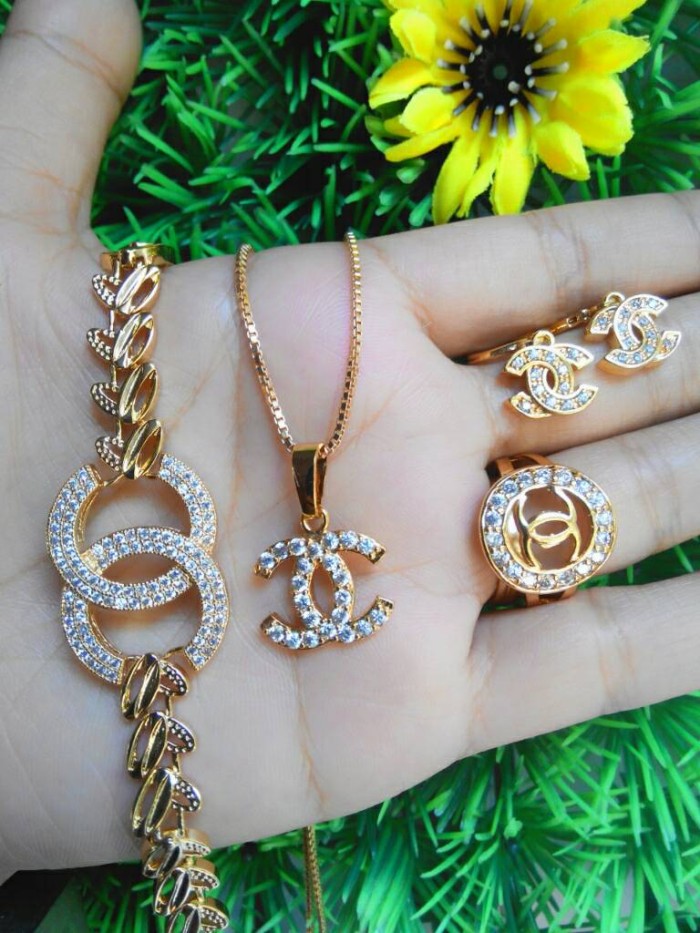 Jual Perhiasan Set Xuping Chanel Lapis Emas 18k Tokocjdw jual perhiasan set xuping chanel lapis emas 18k tokocjdw