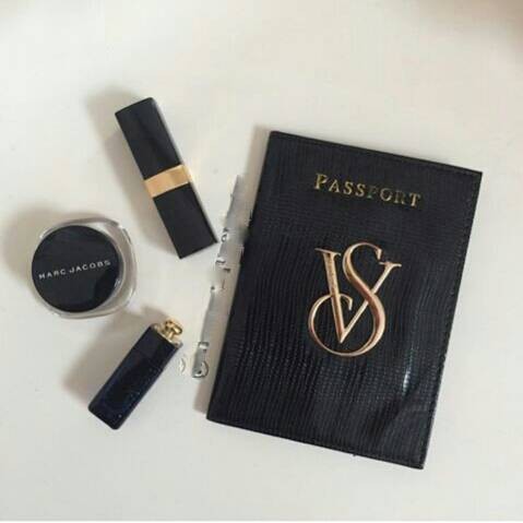 jual s secret passport holder black jual s secret passport holder black