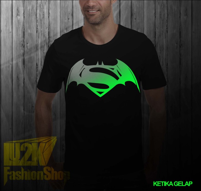 jual kaos batman vs superman logo glow in the jual kaos batman vs superman logo glow in the
