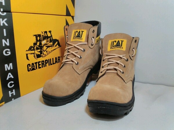 Foto Produk sepatu caterpillar sefty cream dari z1ra shoes