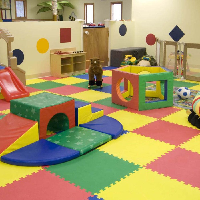 Karpet Evamat Polos 30x30 cm / Matras / Alas Bermain Anak / Tikar .