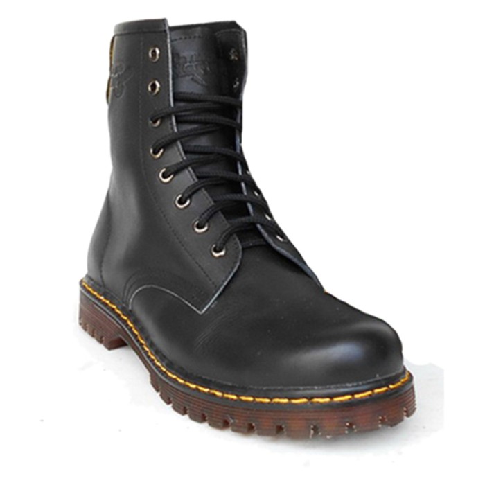 Dbest Kudastore Sepatu Boots Docmart Pria 8 Lubang - Hitam