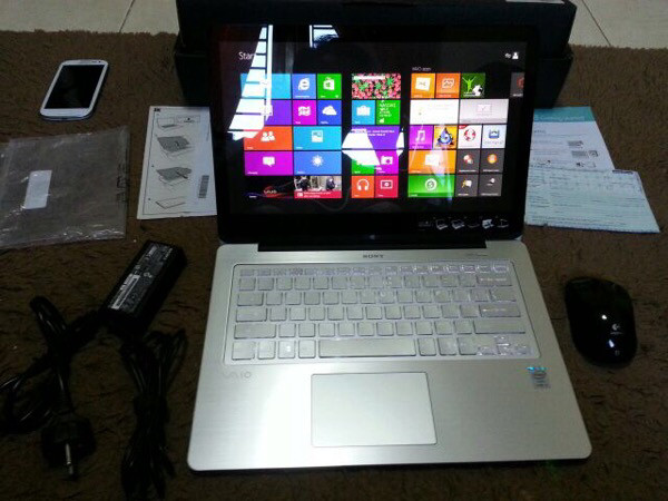 Jual Ultrabook Sony Vaio Flip 13 i5 4200u SSD 128 FHD