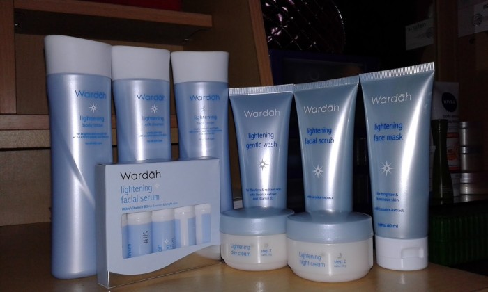 Info 1 Paket Wardah Lightening Series Travelbon.com Info 1 Paket Wardah Lightening Series Travelbon.com