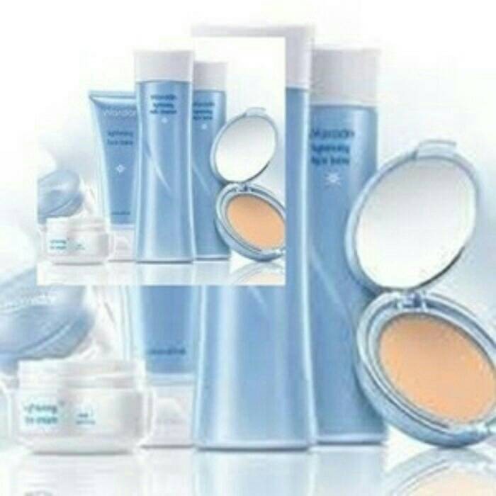 Katalog 1 Paket Wardah Lightening Series DaftarHarga.Pw Katalog 1 Paket Wardah Lightening Series DaftarHarga.Pw