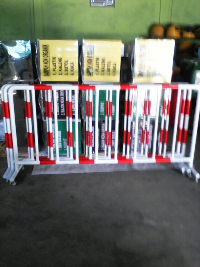 jual pagar pembatas parkir road barrier harapan jaya abadi jual pagar pembatas parkir road barrier harapan jaya abadi