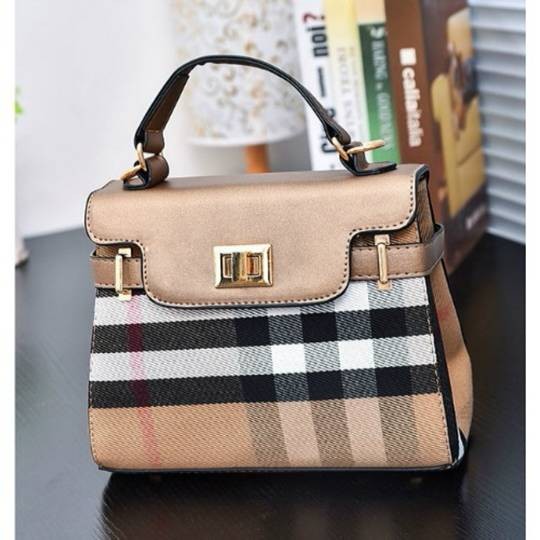 Jual Tas Fashion Import Replika Handbag Burberry Kelly Murah Terbaru Tas Fashion Import Replika Handbag Burberry Kelly Murah Terbaru Cantik
