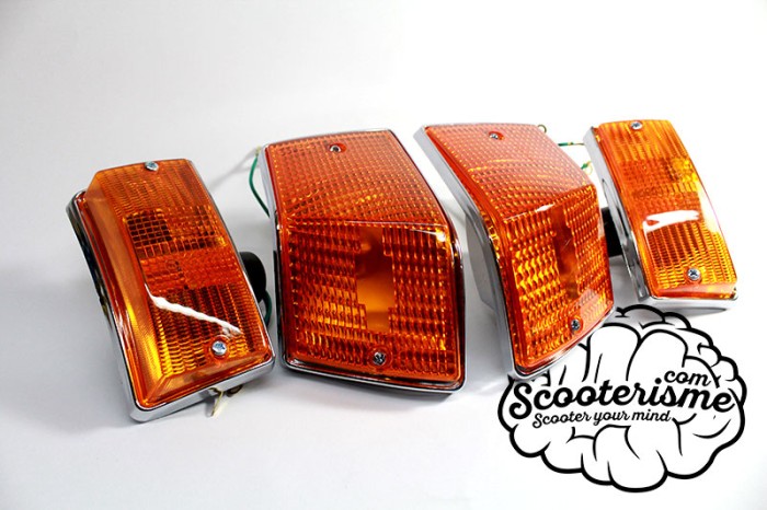 Jual Lampu Sein Crome Vespa Px Newpx Komplit Scooterisme Tokopedia