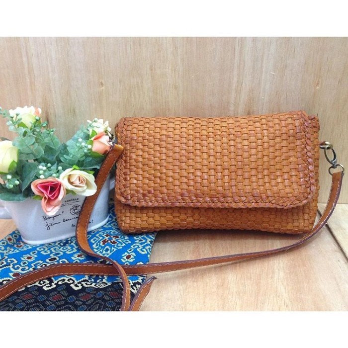 jual tas kulit anyam slingbag tas anyaman jogja jual tas kulit anyam slingbag tas anyaman jogja