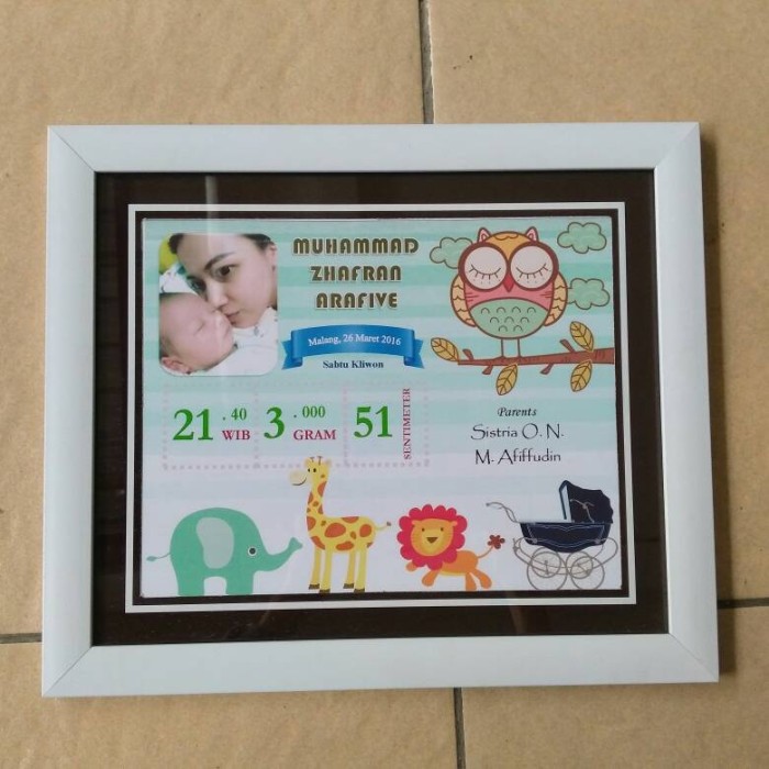 Bingkai Nama Bayi Baru Lahir