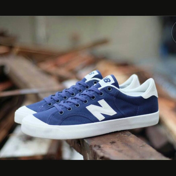 new balance pro court sand trainers
