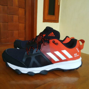jual sepatu adidas kanadia tr 8 merah hitamoriginal made jual sepatu adidas kanadia tr 8 merah hitamoriginal made