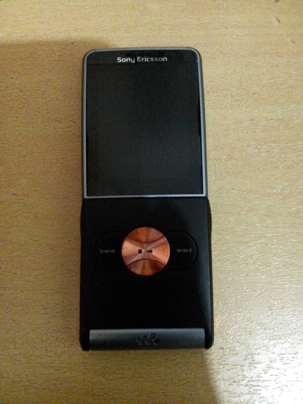 Harga Sony W350i Hargano.com Harga Sony W350i Hargano.com