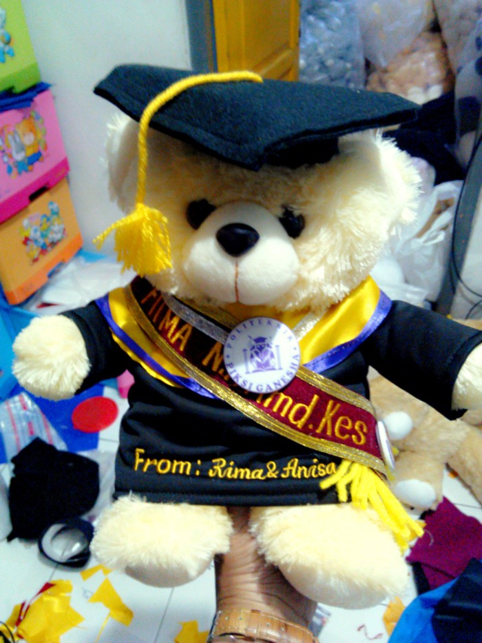 jual boneka wisuda bordir baju dan selendang jual boneka wisuda bordir baju dan selendang