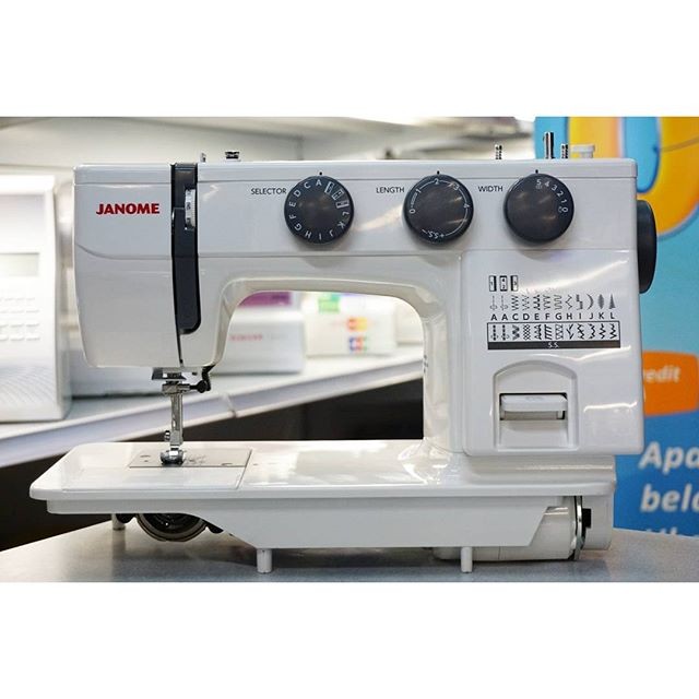 Mesin Jahit JANOME LR1122EX/LR 1122 EX Multifungsi Semi Portable