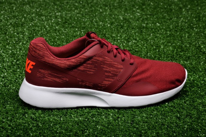 nike kaishi maroon running nike kaishi maroon running
