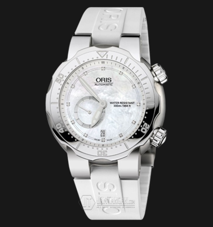 oris divers titan date