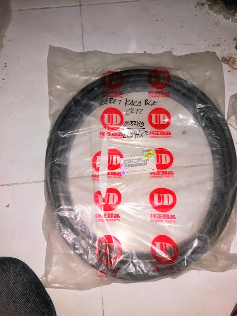 Jual Karet Kaca Mobil Truck Nissan Ck12 G 79716 Z5003 Kota Surabaya Variasi Motor Tokopedia Jual Karet Kaca Mobil Truck Nissan Ck12
