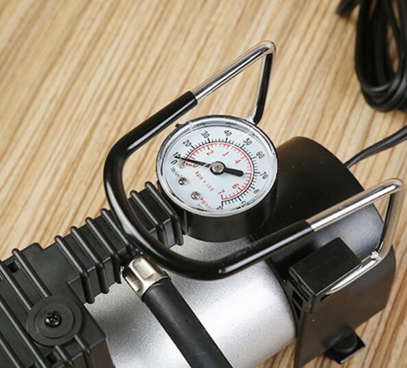 Hasil gambar untuk Pompa Ban Mini Tekanan 100PSI Heavy Duty Air Compressor 12V Dc