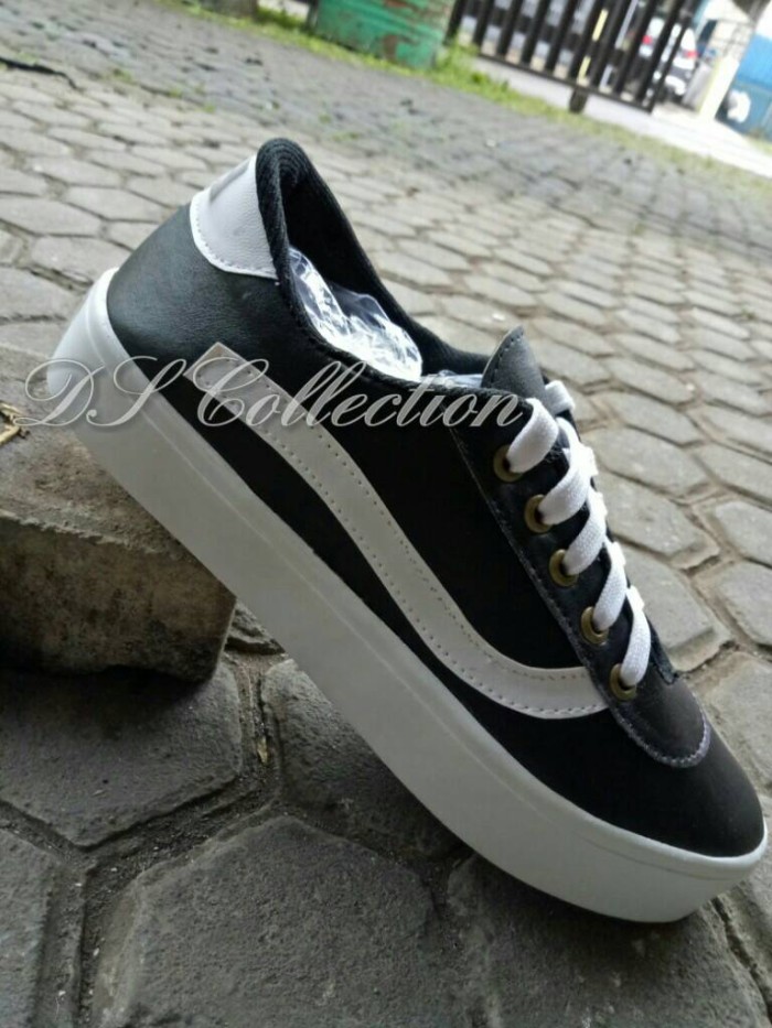 kets vans replika hitam kets vans replika hitam