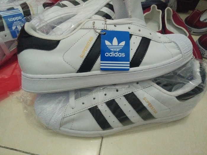 jual sepatu adidas superstar supercolor putih hitam jual sepatu adidas superstar supercolor putih hitam