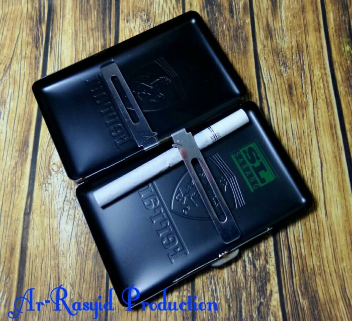Gold Source Tempat Kotak Rokok Kaleng Motif Timbul Ferrari .