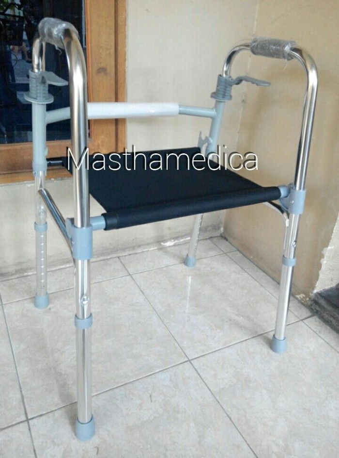 Jual Walker + Tempat Kursi Duduk Alat Latihan Jalan penderita pasien