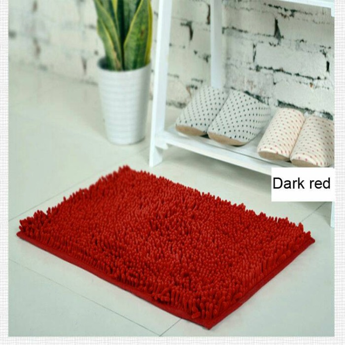 Keset Cendol Dof Merah 40 x 60 cm karpet bulu doormat chenille red .